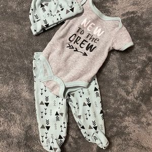 ⏰✨ 3 for 25 ✨⏰ 0-3 month set